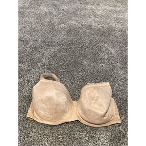 Cacique modern lace covered lightly lined balconette size 44F. C32-9